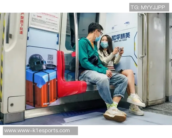 电竞数据李娜分享和平精英职业生涯的心路历程与成长故事